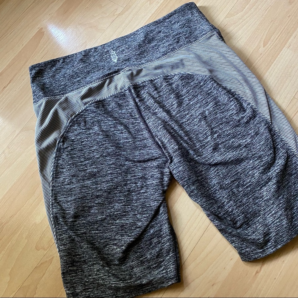 We the free, free people movement dark grey biker short size M